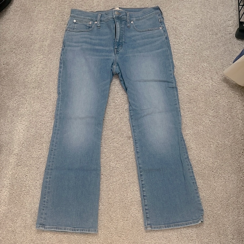 Madewell Mid-Rise Kick Out Jeans - Size 30